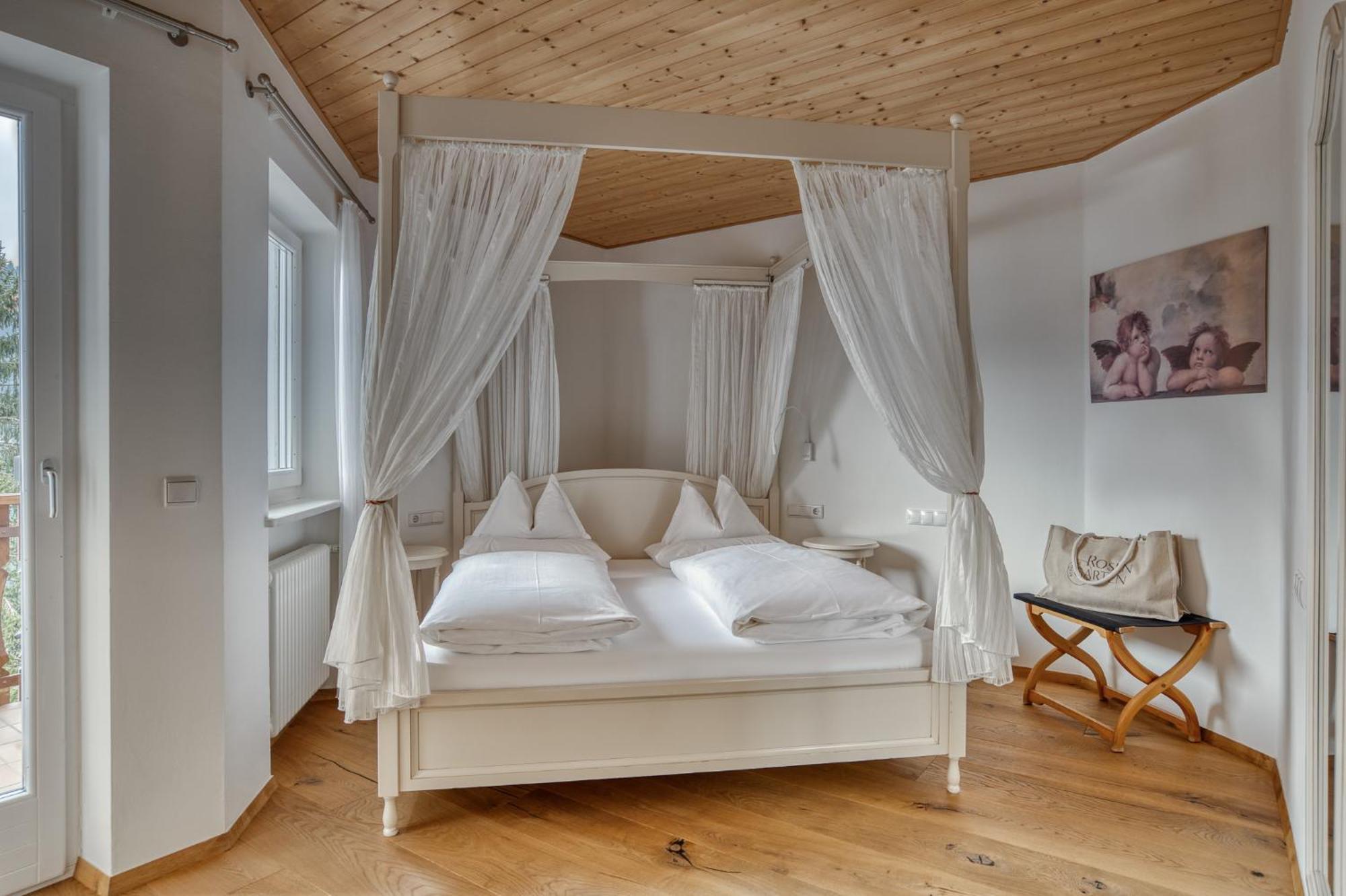 Hotel Berghaus Rosengarten Nova Levante Chambre photo